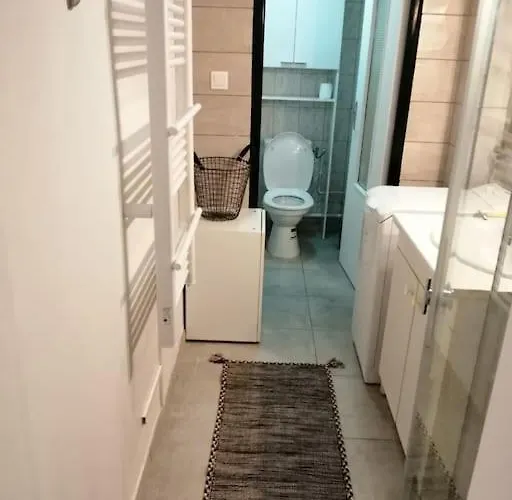 Proche Du Centre-ville Διαμέρισμα